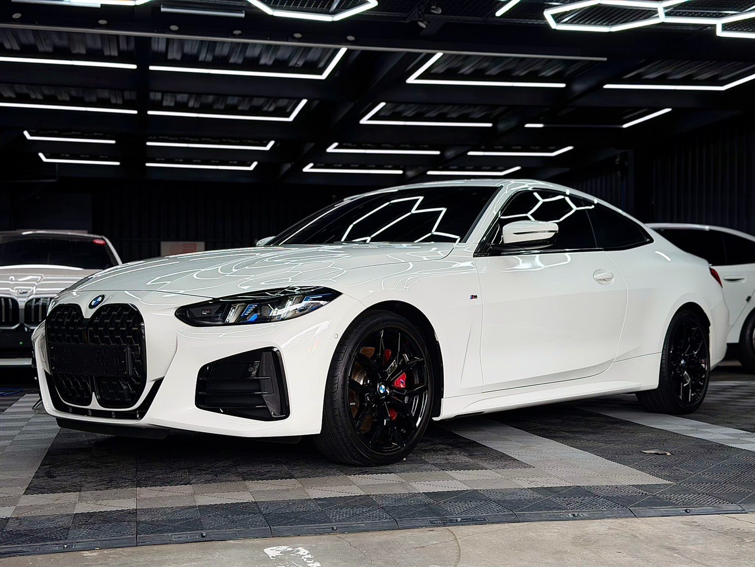 2025年式 G22 420i Coupe M 稀有選配賽車座椅/天窗/卡鉗 僅8千公里 市場唯一  第6張相片