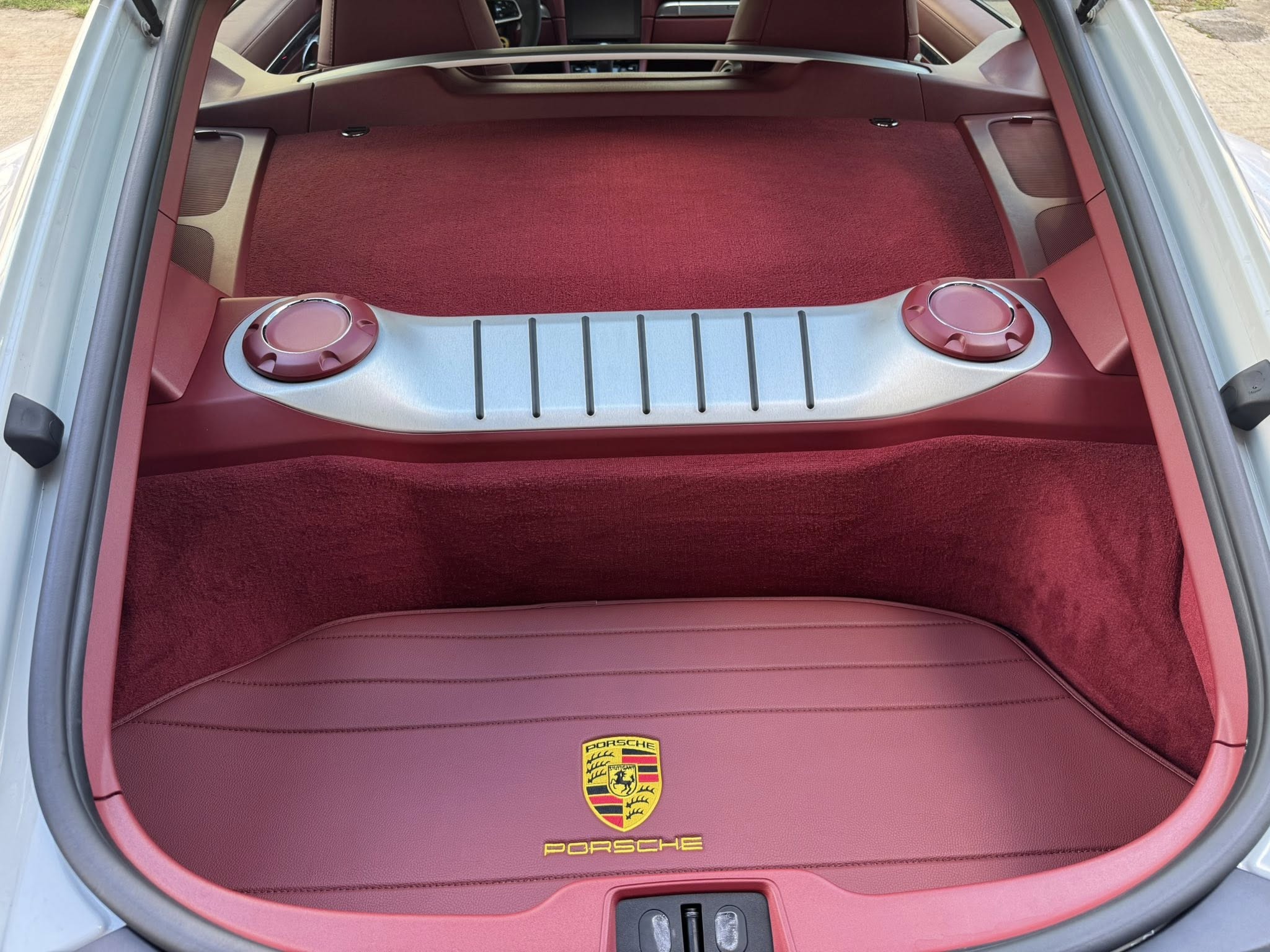 2023年718特仕版只跑7千公里~全車原漆原版件  第4張相片