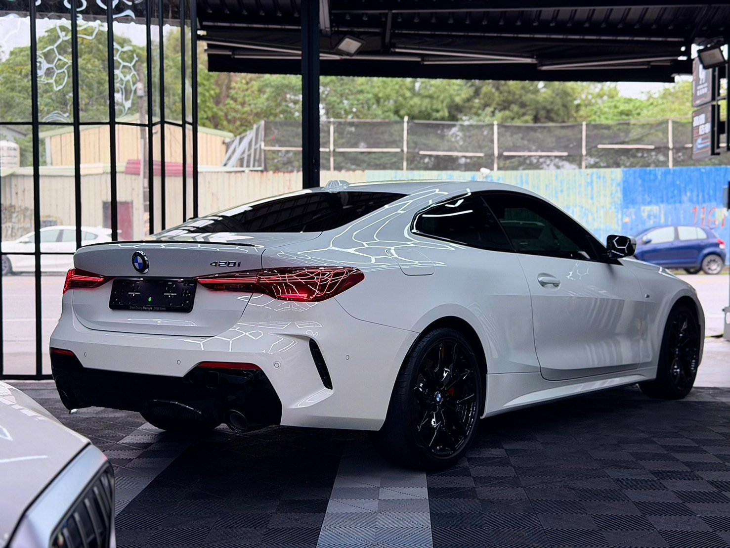 2024 BMW G60 520i M-SPORT 未領牌 大滿配 僅1萬公里  第6張相片