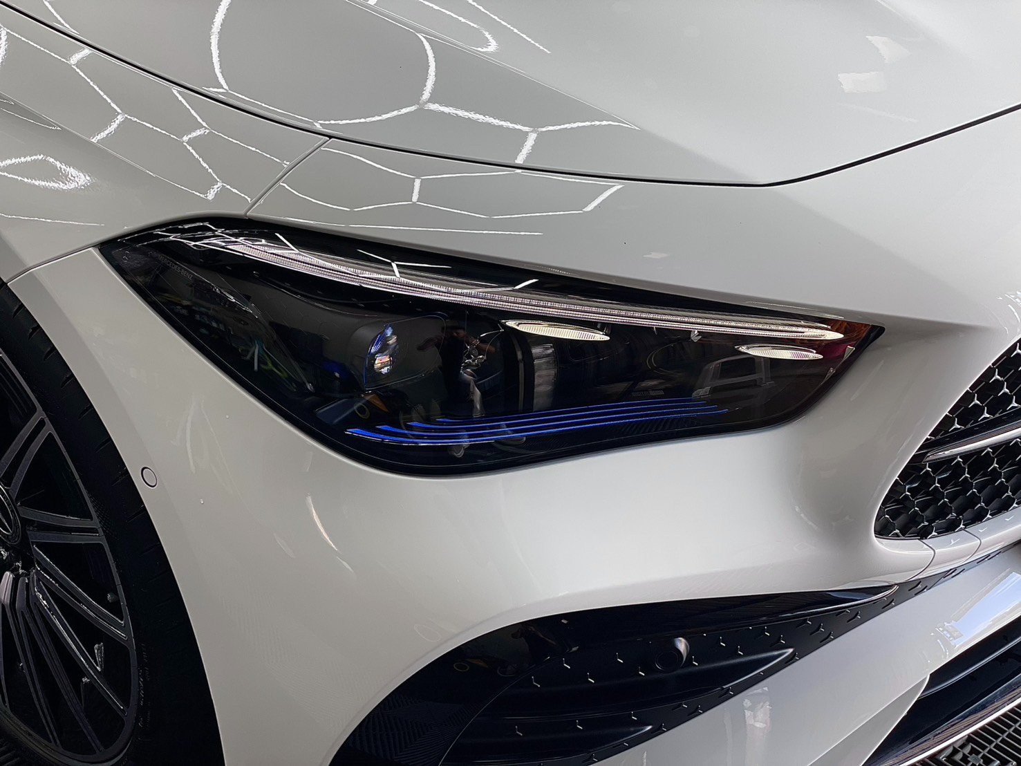 《車型》2024年 Benz CLE450 COUPE 4MATIC 《里程》8,900公里 《車況》全車原鈑件、超級鑑定報告 《售價》308.8萬  第3張相片