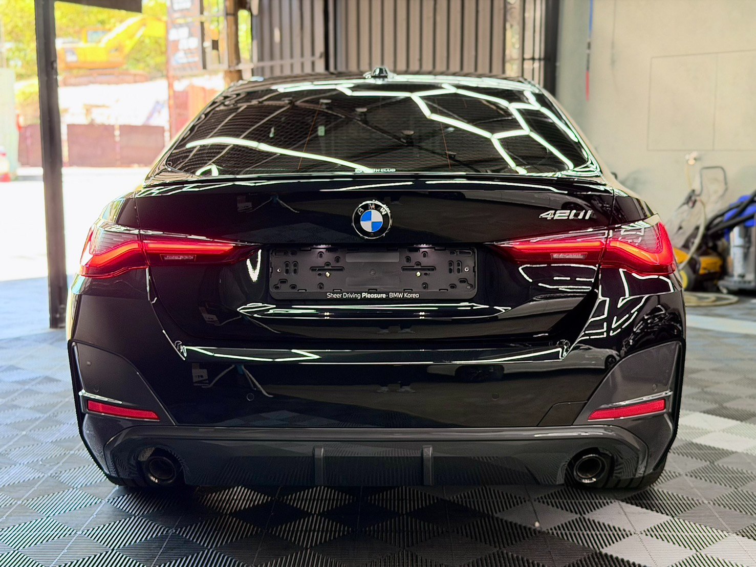 2025年式 G22 420i  GC M-SPORT/天窗/卡鉗 僅跑一萬公里 0926872987楊先生  第3張相片