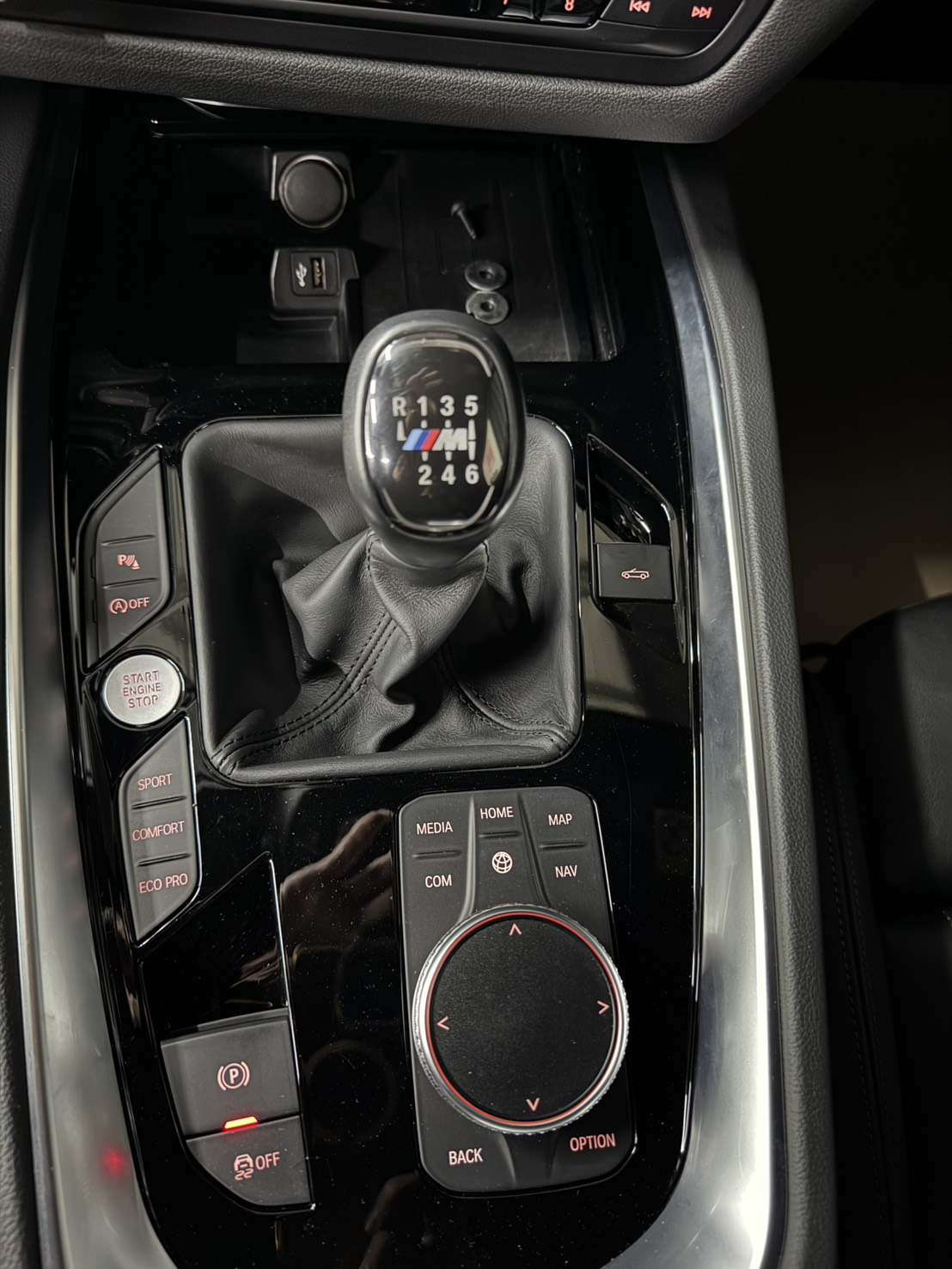 2021年BMW Z4稀有原廠手牌只跑一萬全車原版件0926872987楊  第3張相片