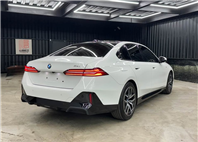 實車實價保證在庫2024年 BMW G60 520i M Sport原漆原版件只跑9千公里0926872987楊先生  第2張縮圖