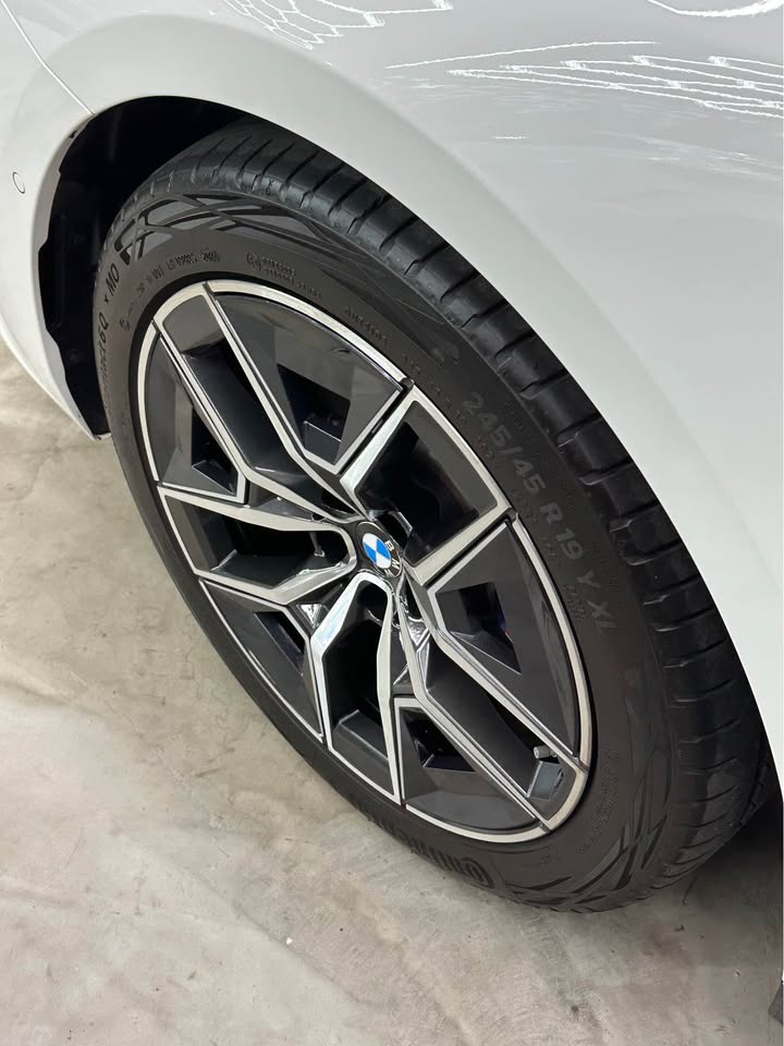 實車實價保證在庫2024年 BMW G60 520i M Sport原漆原版件只跑9千公里0926872987楊先生  第4張相片