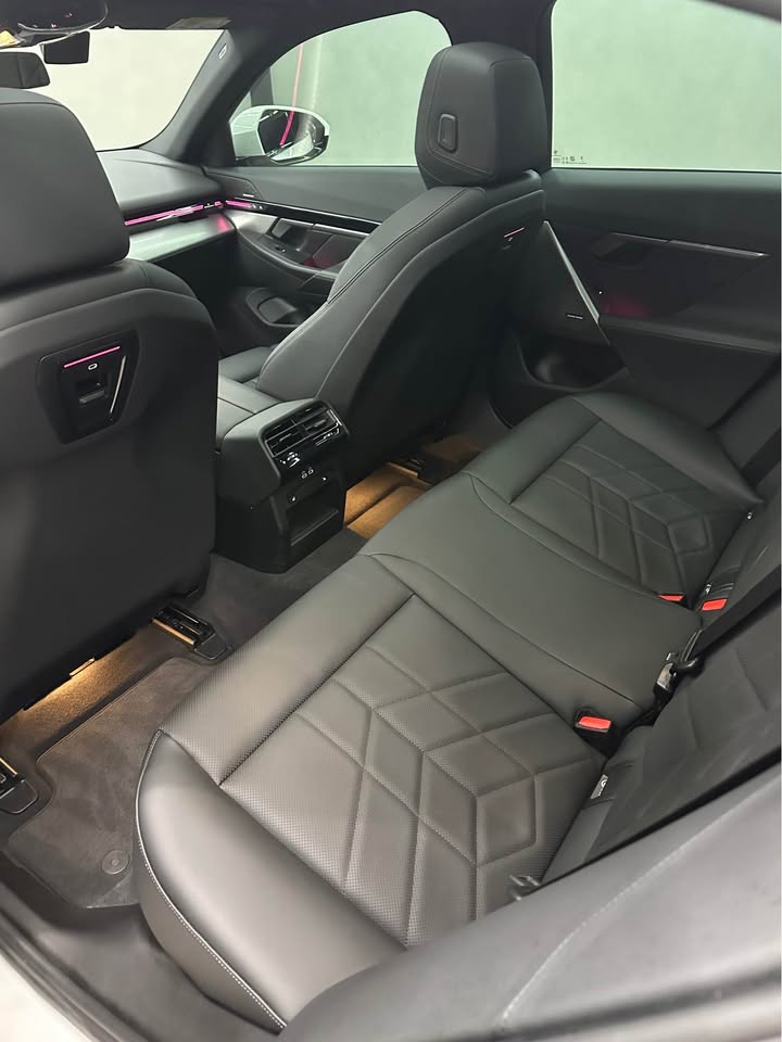 實車實價保證在庫2024年 BMW G60 520i M Sport原漆原版件只跑9千公里0926872987楊先生  第9張相片