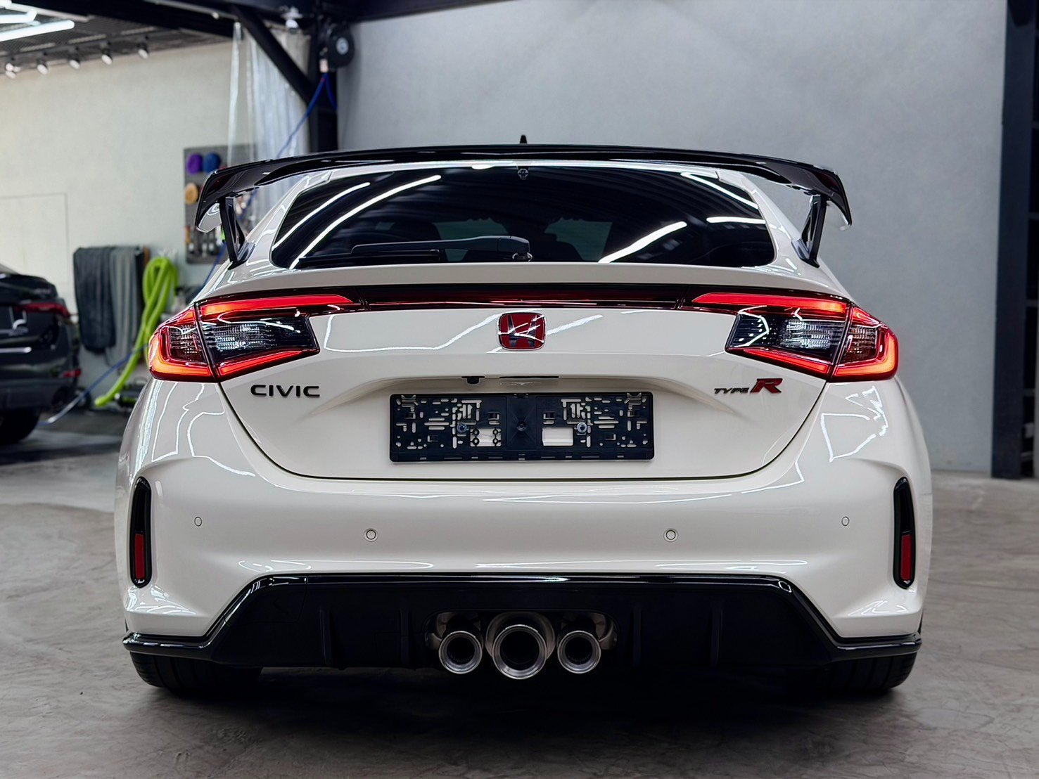 實車實價保證在庫2025年 Honda FL5 Type-R 歐規 #全新車0926872987楊先生  第3張相片