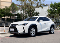 實車實價保證在庫2021年UX250h只跑4萬一手車原鈑件 加裝原廠車美仕影音系統～0926872987楊先生  第1張縮圖