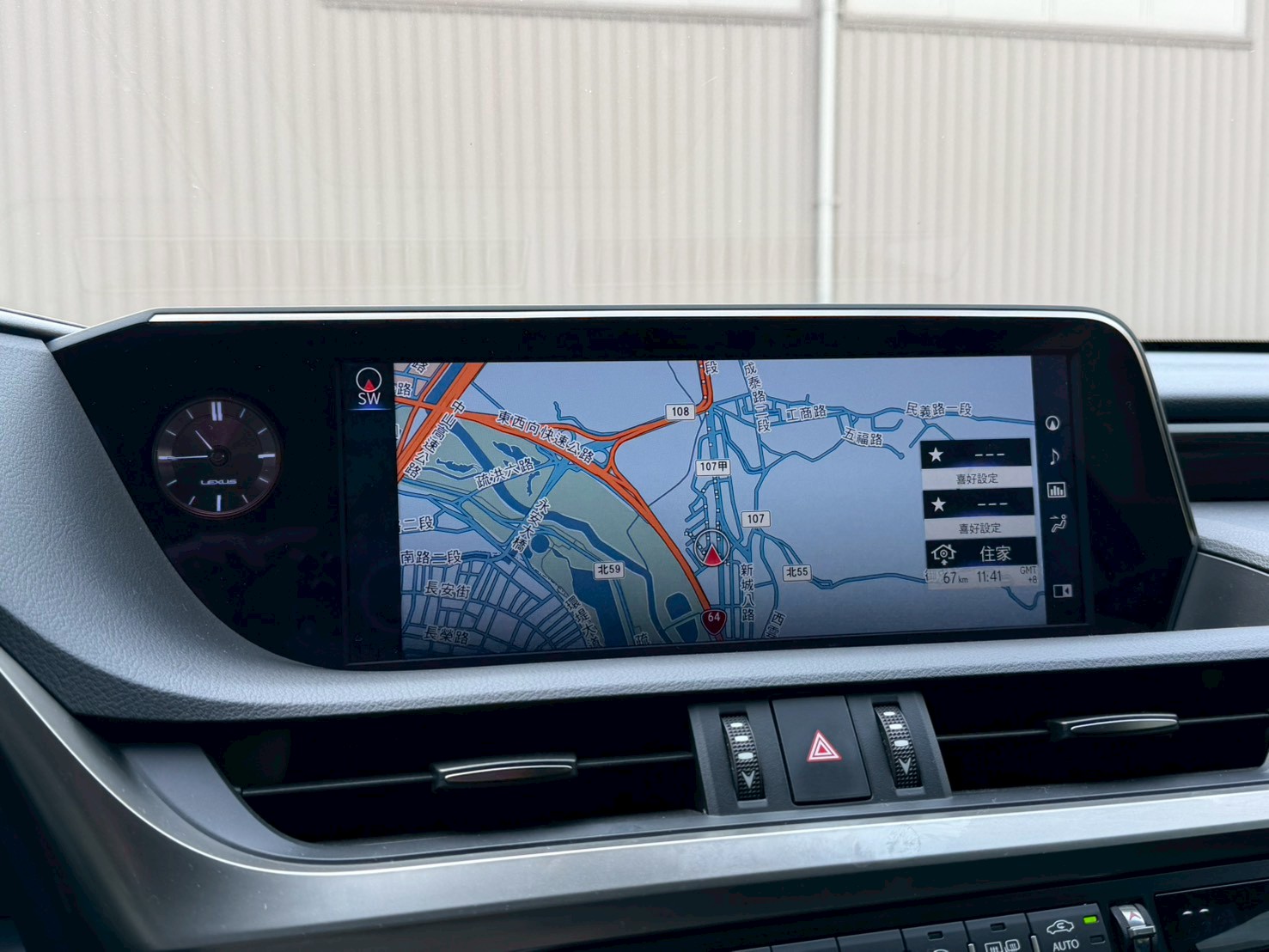 2018年 Lexus ES300h 旗艦版  電話0972-962-659  第11張相片