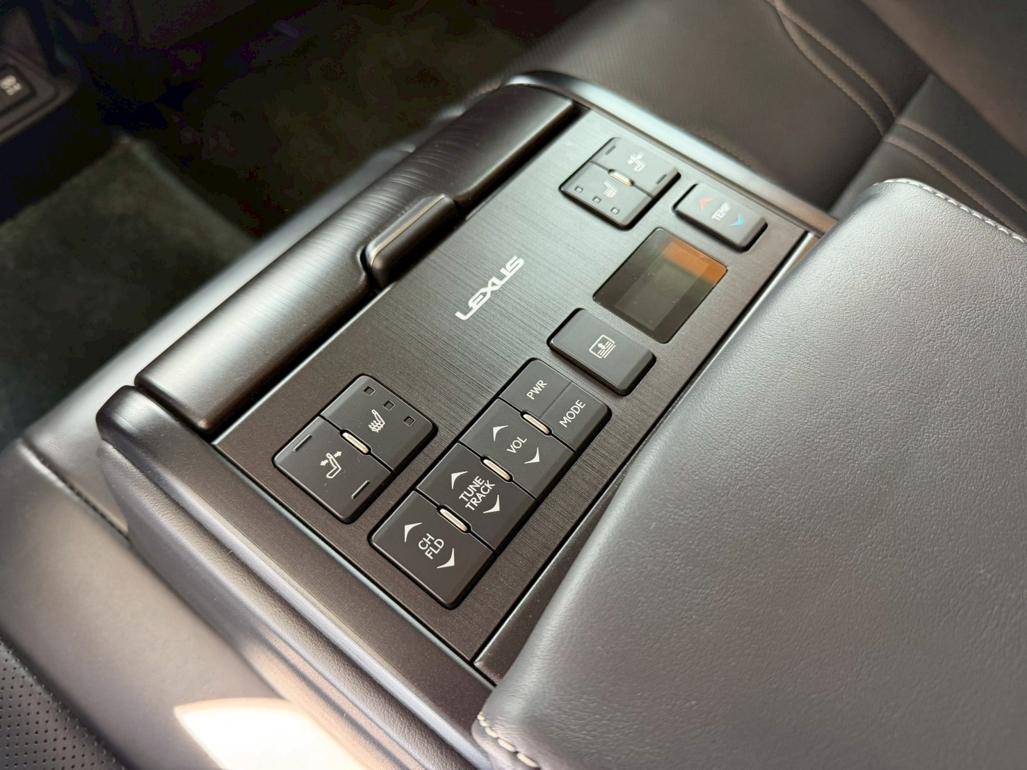 2018年 Lexus ES300h 旗艦版  電話0972-962-659  第15張相片