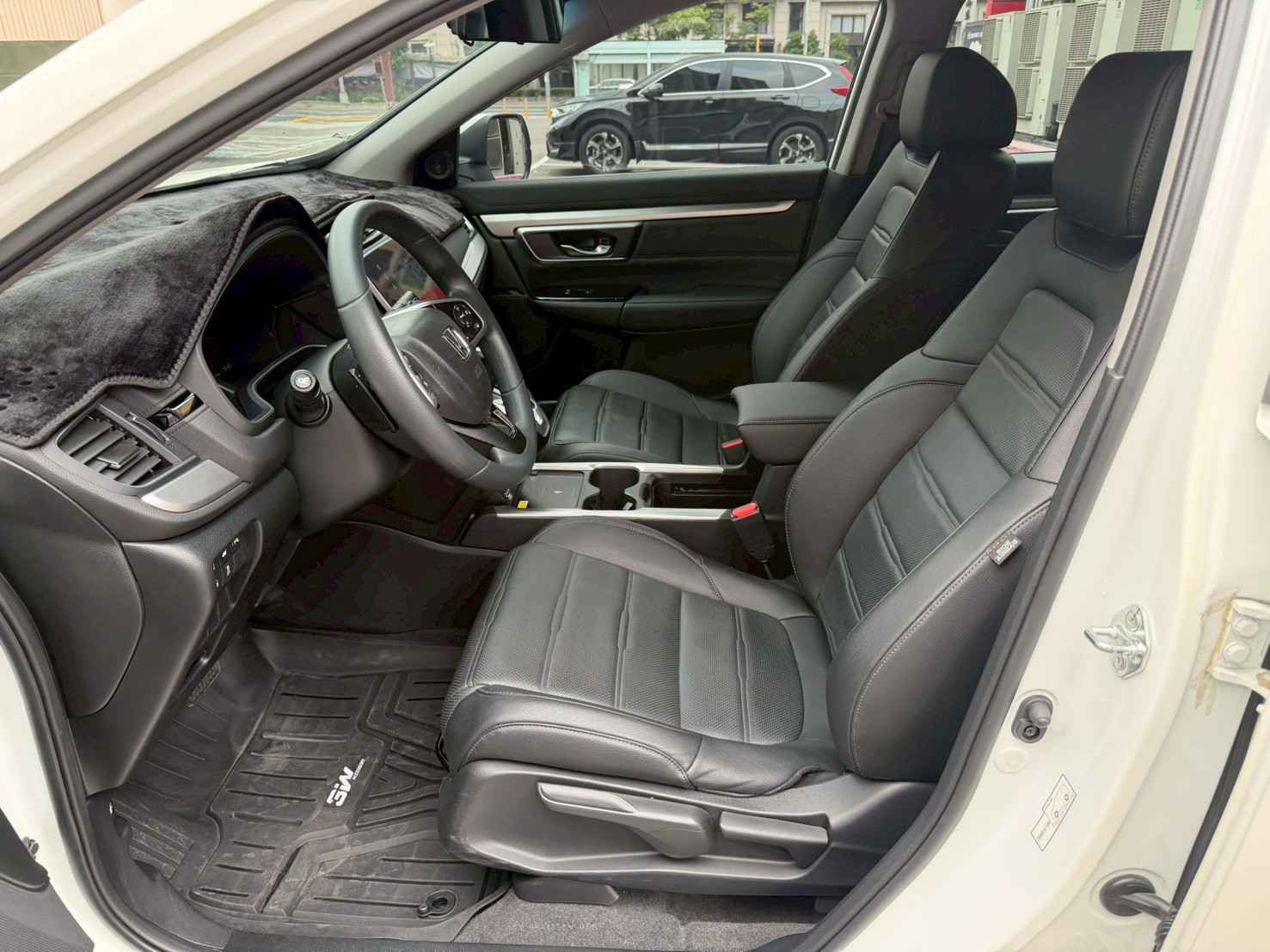 2023年 Honda CRV VTIS 里程3萬4 電話：0972-962-659  第3張相片