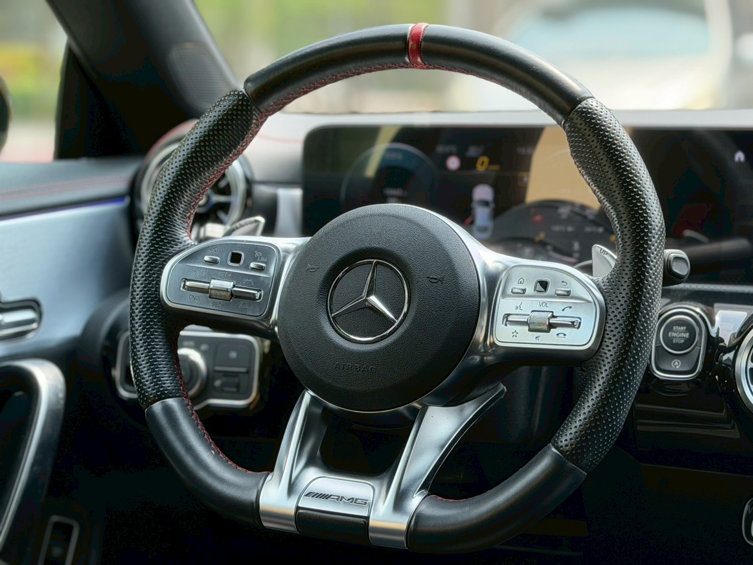 2022年 Benz CLA35 AMG 4Matic 里程1萬 電話：0972-962-659  第7張相片