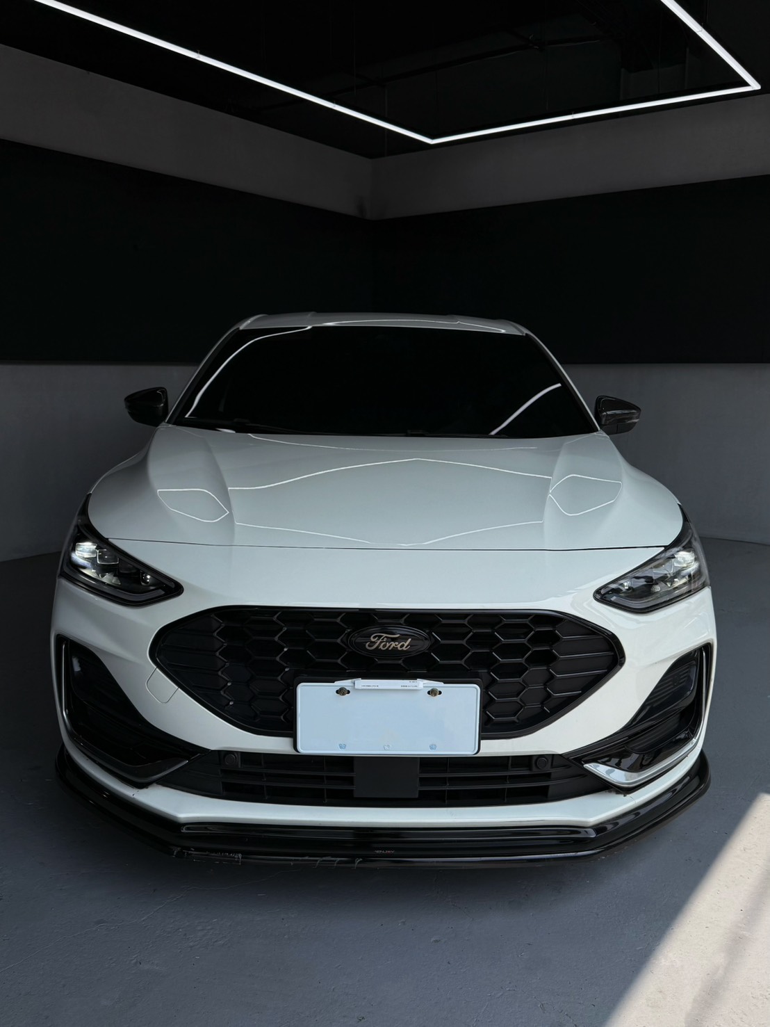 2024 Focus MK4.5 ST-Line Vignale 5D  第1張相片