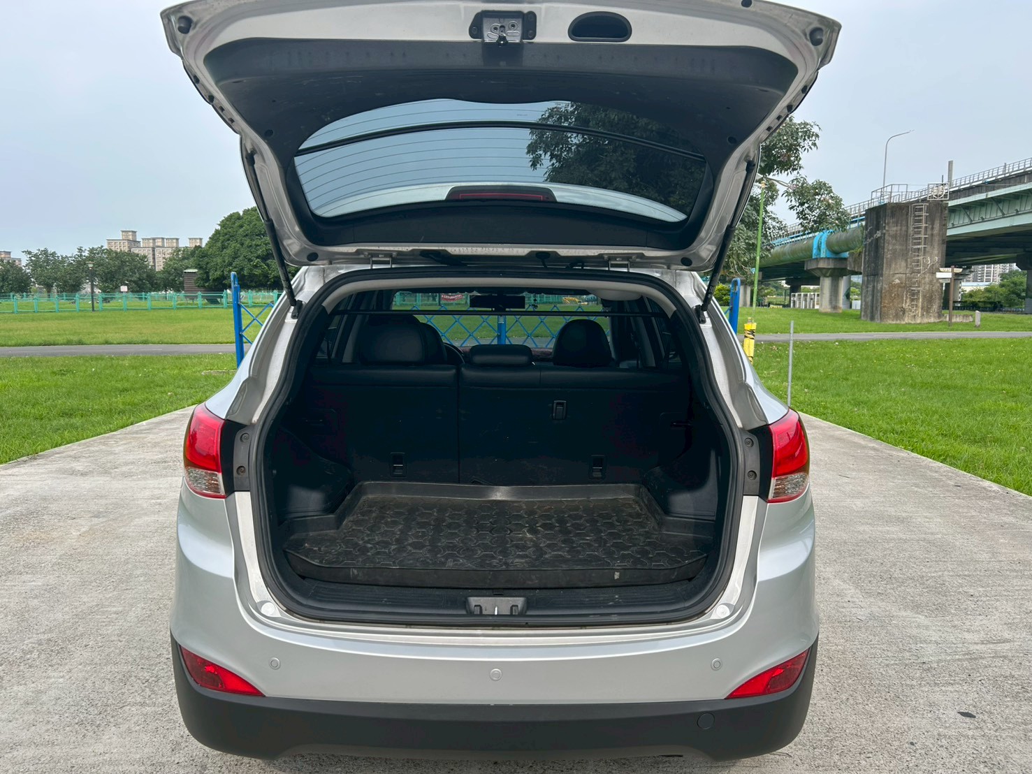 現代ix35 柴油2.0旗艦款,4WD  第6張相片