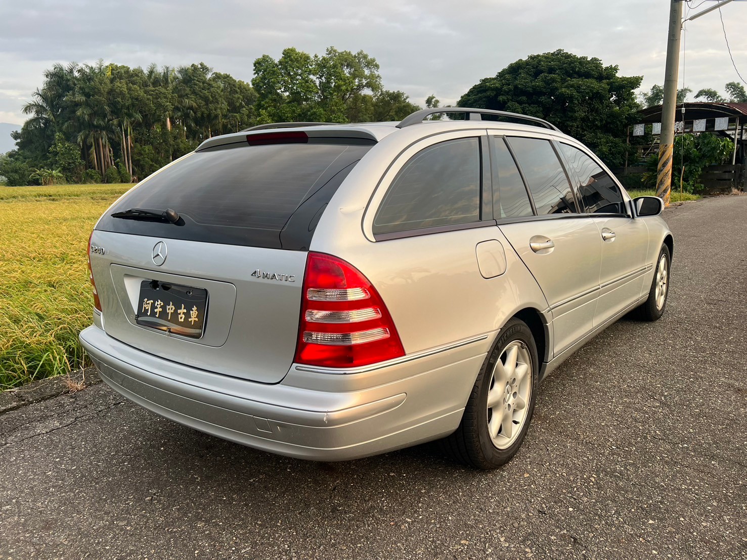 2003年 BENZ賓士 日規C240 旅行車 原版實跑6萬多 優惠23.8萬  第6張相片