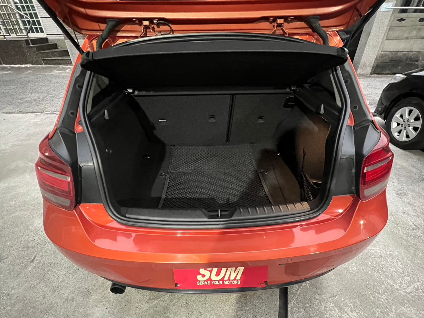 2013年BMW  安全進口小車116i 總代理 Sport line 認證實跑 優惠36.8萬  第8張相片