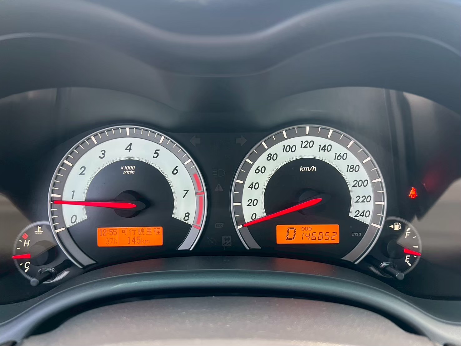 2010年TOYOTA  Altis 2.0G版認證實跑14萬 優惠18.8萬  第7張相片