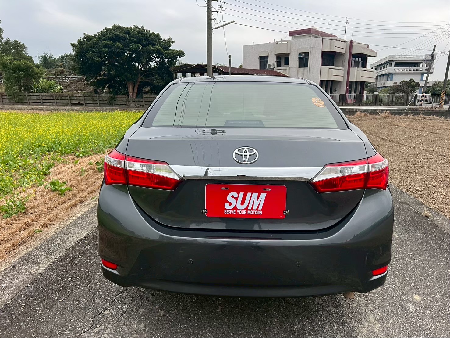 2014年TOYOTA  灰色Altis 雅緻版 認證實跑22萬  優惠21.8萬  第13張相片