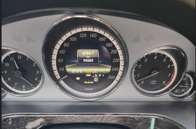 BENZ 日規E350 AMG/罕見23P  第6張相片