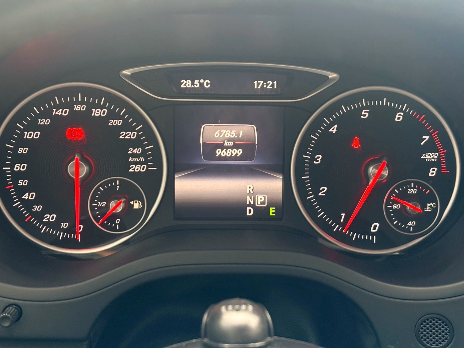 2015 Benz B180 已認證  第14張相片