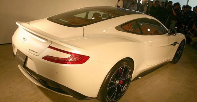 2017 Aston Martin Vanquish 6.0 V12  第4張相片