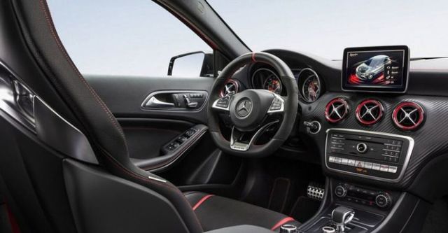 2017 M-Benz A-Class AMG A45 4MATIC  第7張相片