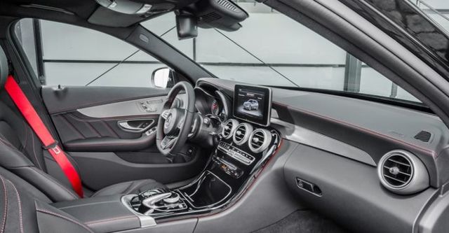 2017 M-Benz C-Class Estate AMG C43 4MATIC  第7張相片
