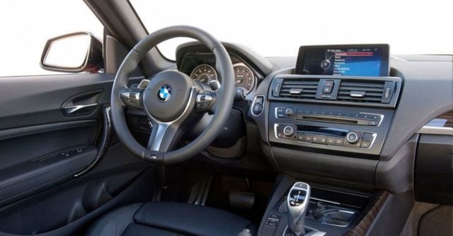 2017 BMW 2-Series Convertible M240i  第8張相片