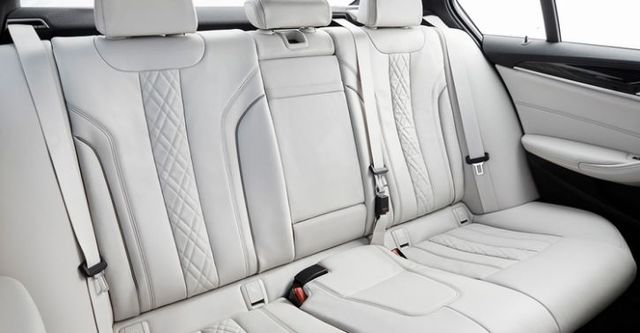 2017 BMW 5-Series Sedan(NEW) 520d  第8張相片