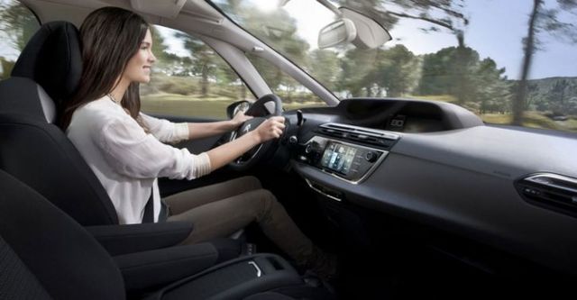 2017 Citroen C4 Picasso 2.0 BlueHDi Premium Pack+(Nappa皮椅版)  第6張相片