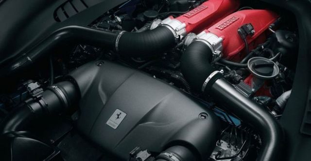 2017 Ferrari California T 3.8 V8  第9張相片
