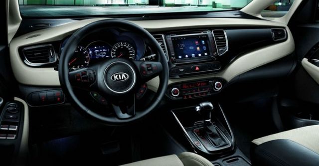 2017 Kia Carens CRDi 柴油旗艦版(七人座客車)  第6張相片