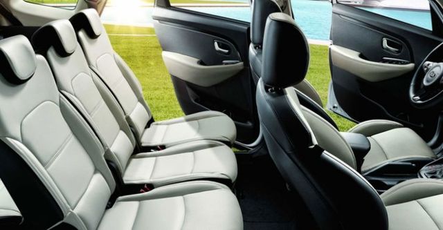 2017 Kia Carens 旗艦版(七人座客車)  第9張相片