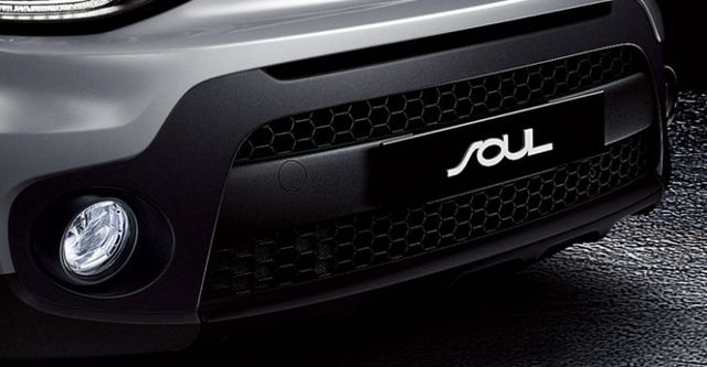 2017 Kia Soul 1.6玩帥版  第6張相片