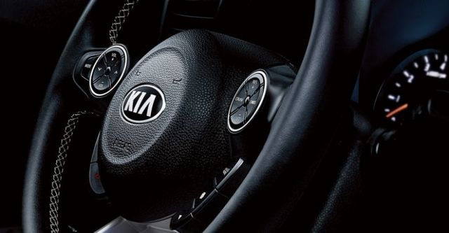 2017 Kia Soul 1.6玩帥版  第10張相片