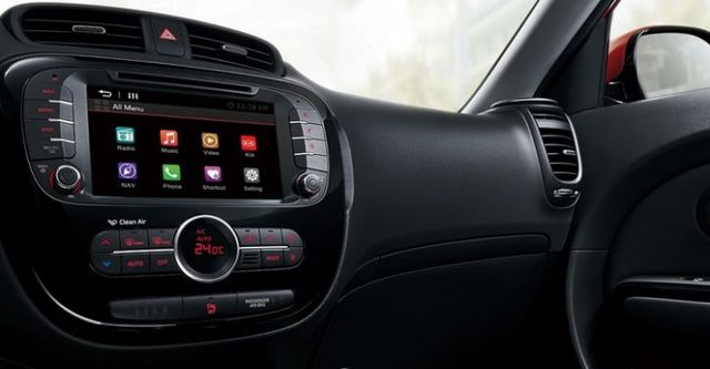 2017 Kia Soul 1.6震撼版  第8張相片