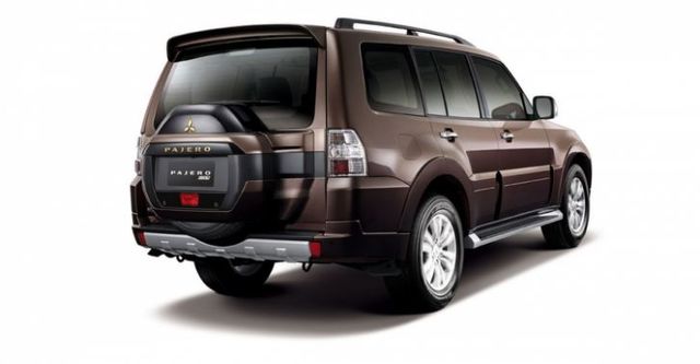 2017 Mitsubishi Pajero五門款 3.2 D  第4張相片