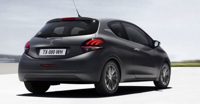 2017 Peugeot 208 1.2 PureTech Allure MT  第3張相片
