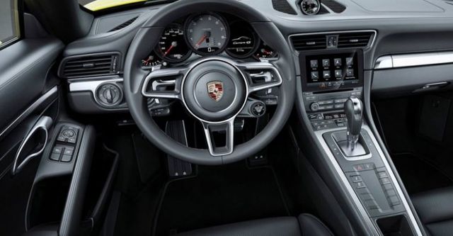 2017 Porsche 911 Carrera 4 S Coupe  第7張相片