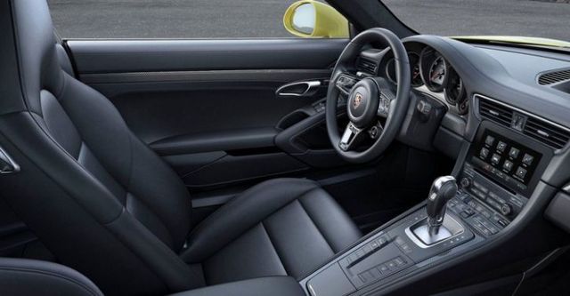 2017 Porsche 911 Turbo S Coupe  第8張相片