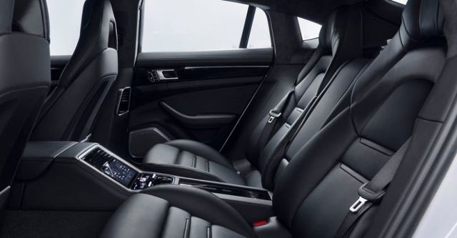 2017 Porsche Panamera 4 E-Hybrid  第9張相片