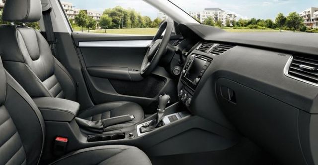2017 Skoda Octavia Combi 1.4 TSI  第8張相片