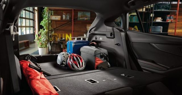 2017 Subaru Impreza 5D 1.6i  第8張相片