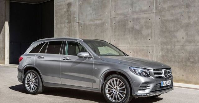 2017 M-Benz GLC-Class GLC250 4MATIC AMG Line  第2張相片