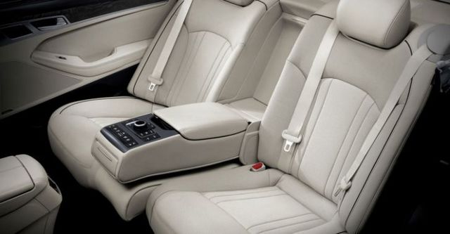 2017 Hyundai Genesis 3.8 V6  第9張相片