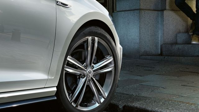 2020 Volkswagen Golf Variant 280 TSI R-Line  第7張相片
