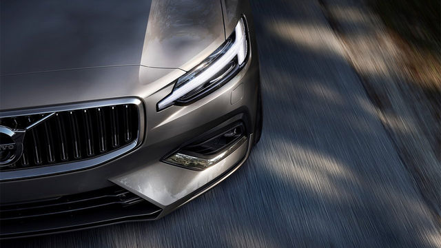 2020 Volvo S60 T4 Momentum  第3張相片