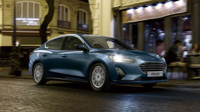 2020 Ford Focus 4D EcoBoost 182 17 TSR  第1張相片