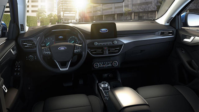 2020 Ford Focus 4D EcoBoost 182 17 TSR  第6張相片