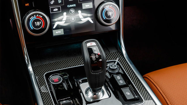 2020 Jaguar XE P250 R-Dynamic SE  第8張相片