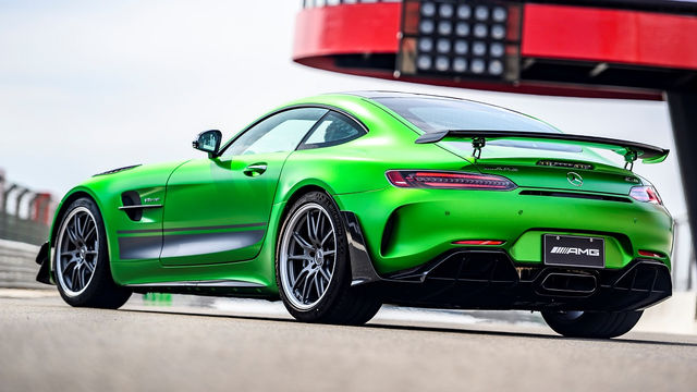 2020 M-Benz AMG GT R PRO 4.0 V8  第3張相片
